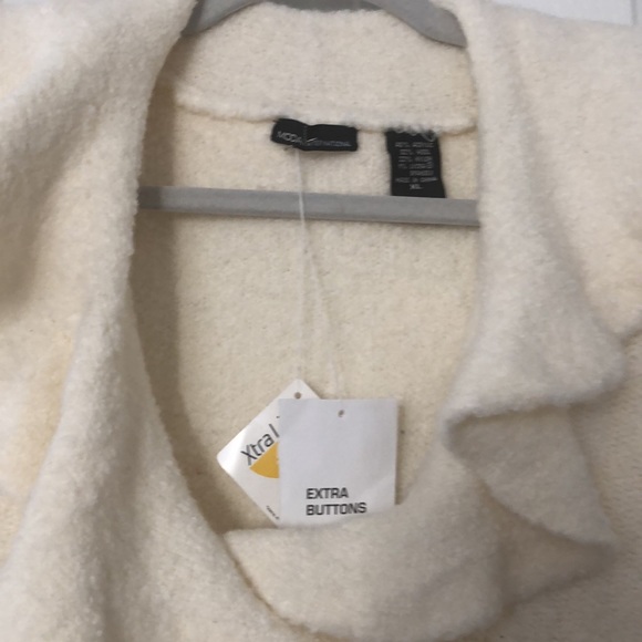 MODA International Jacket Sweater Cardigans Top with buttons. Size XL. Color W. - Picture 9 of 10